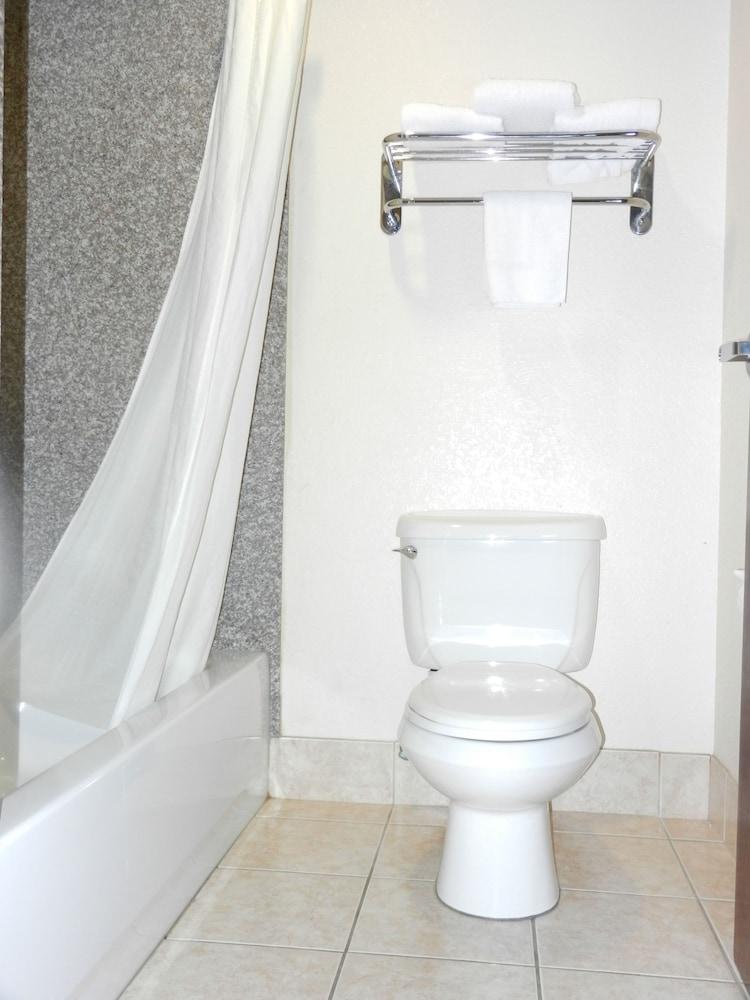 Belleza Inn & Suites Humble - FM 1960 photo 24