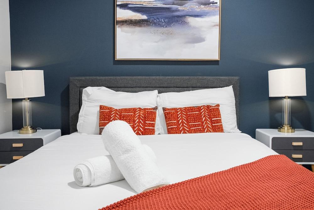 CozySuites - Press House photo 14