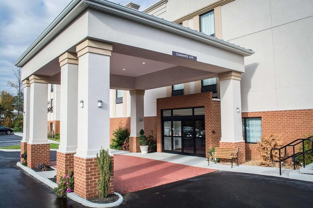 Sleep Inn And Suites photo 26