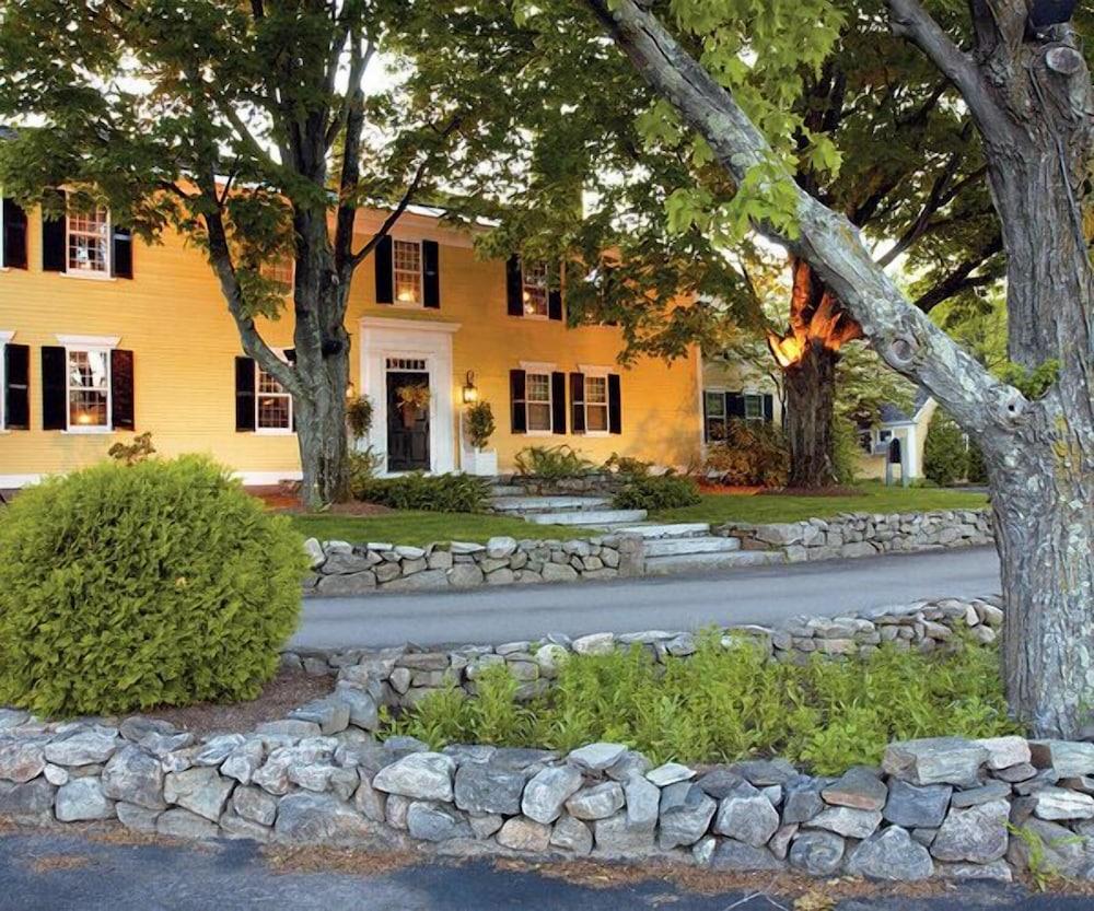 The Grand at Bedford Village Inn — hotel in Bedford