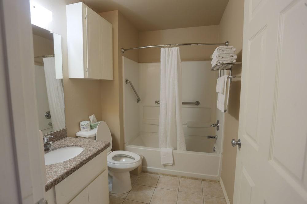 Victoria Palms Inn & Suites photo 20