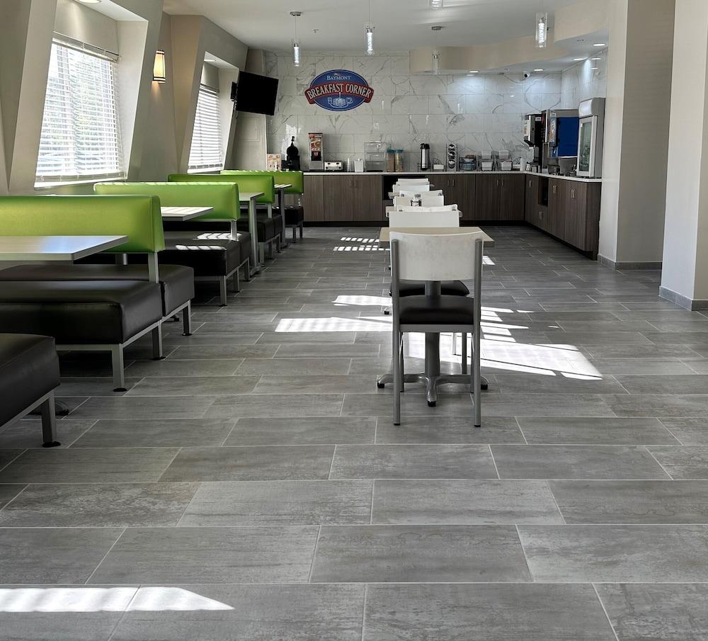 Baymont by Wyndham Noblesville photo 62