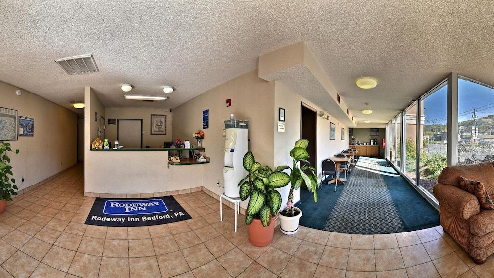 Rodeway Inn Bedford photo 8