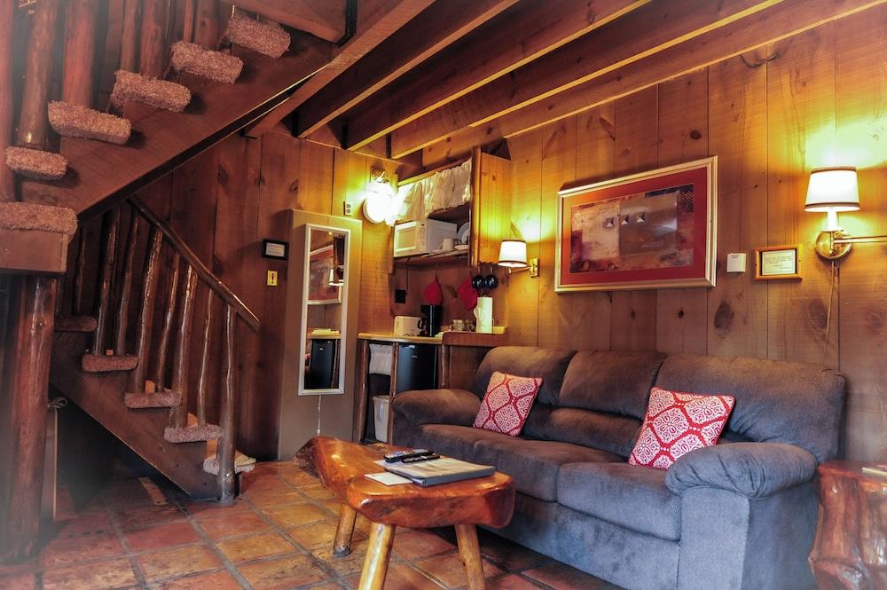 Bear Creek Motel And Cabins photo 31