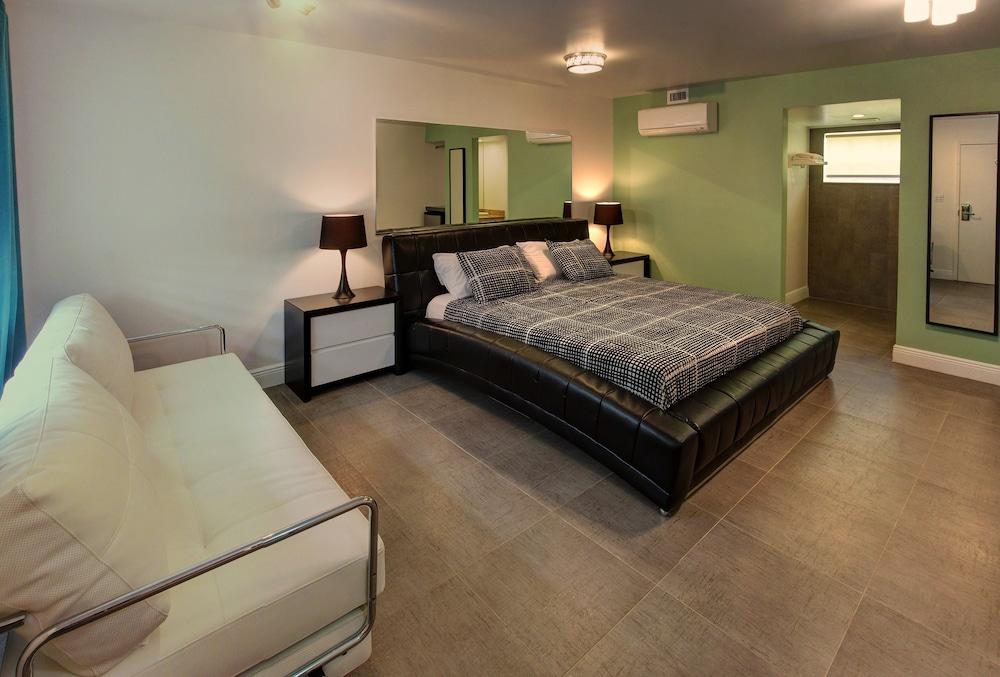 Gables Cove Hotel photo 4