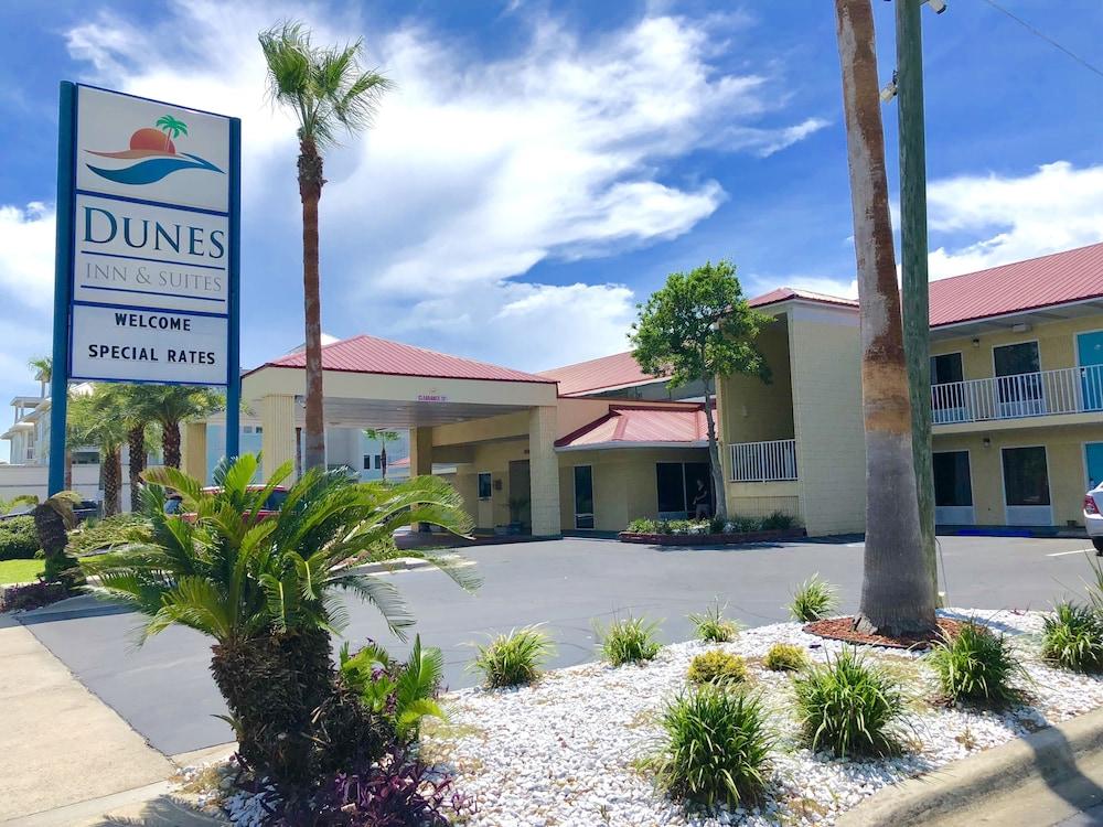Dunes Inn & Suites photo 14
