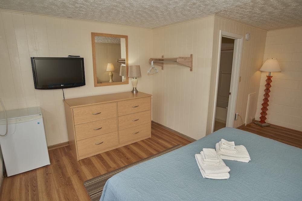 Marguerite Motel photo 34