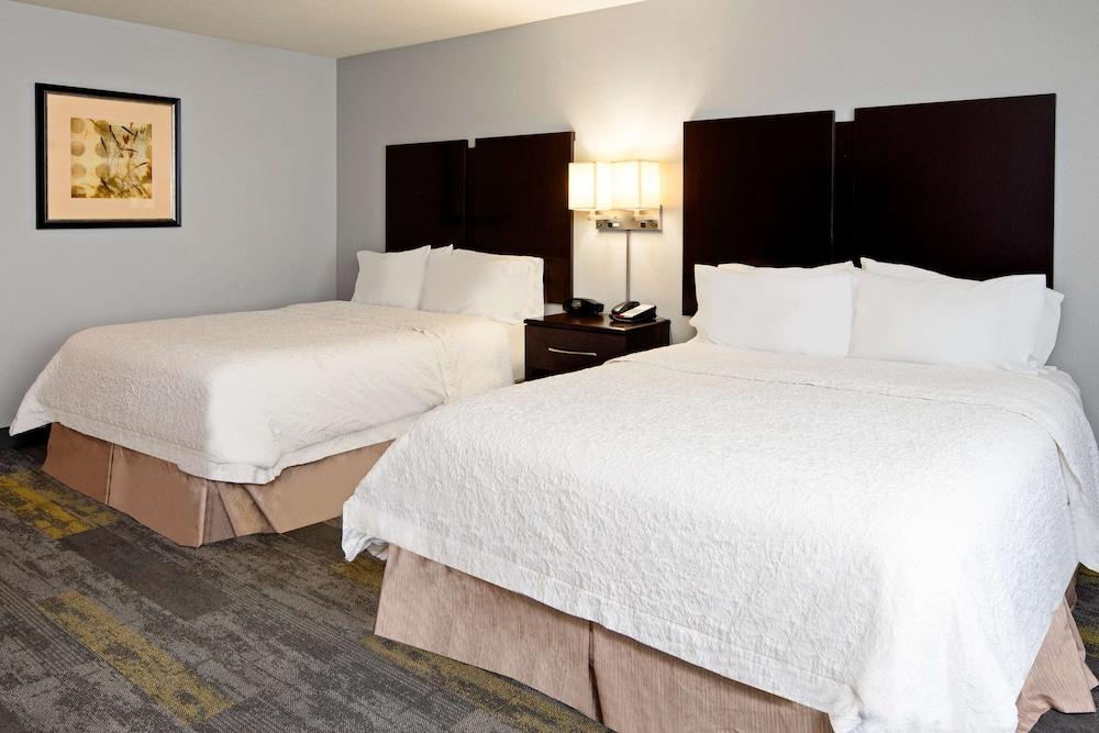 Hampton Inn & Suites Bakersfield/Hwy 58, CA photo 7