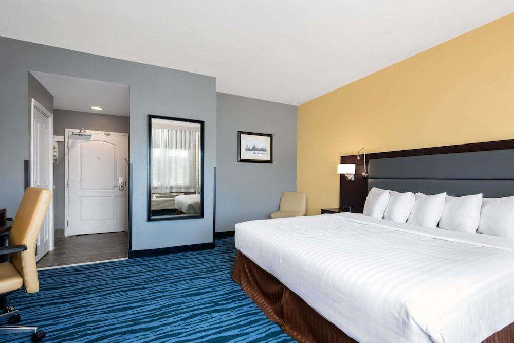 Hotel 1550 photo 25