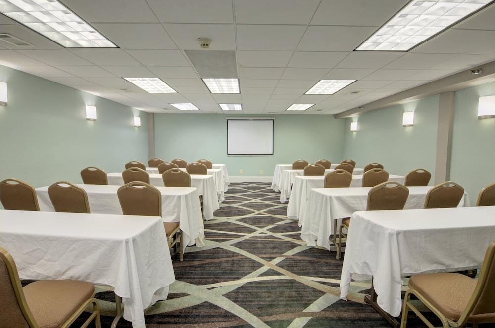 Holiday Inn St Petersburg N - Clearwater by IHG photo 40