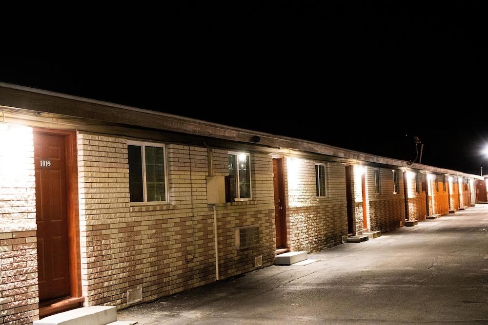 Modern Motel photo 8