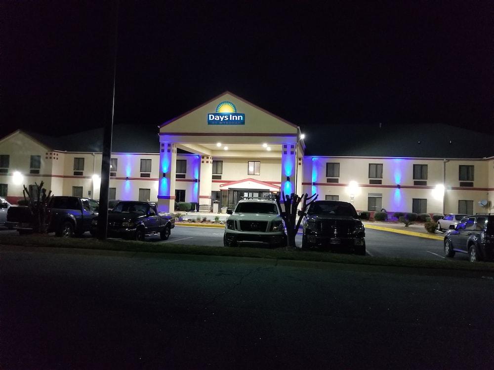 Days Inn by Wyndham Greenville South/Mauldin photo 67