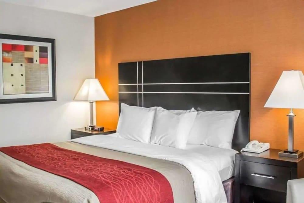 Howard Johnson by Wyndham Columbus State Fairgrounds I-71 photo 19
