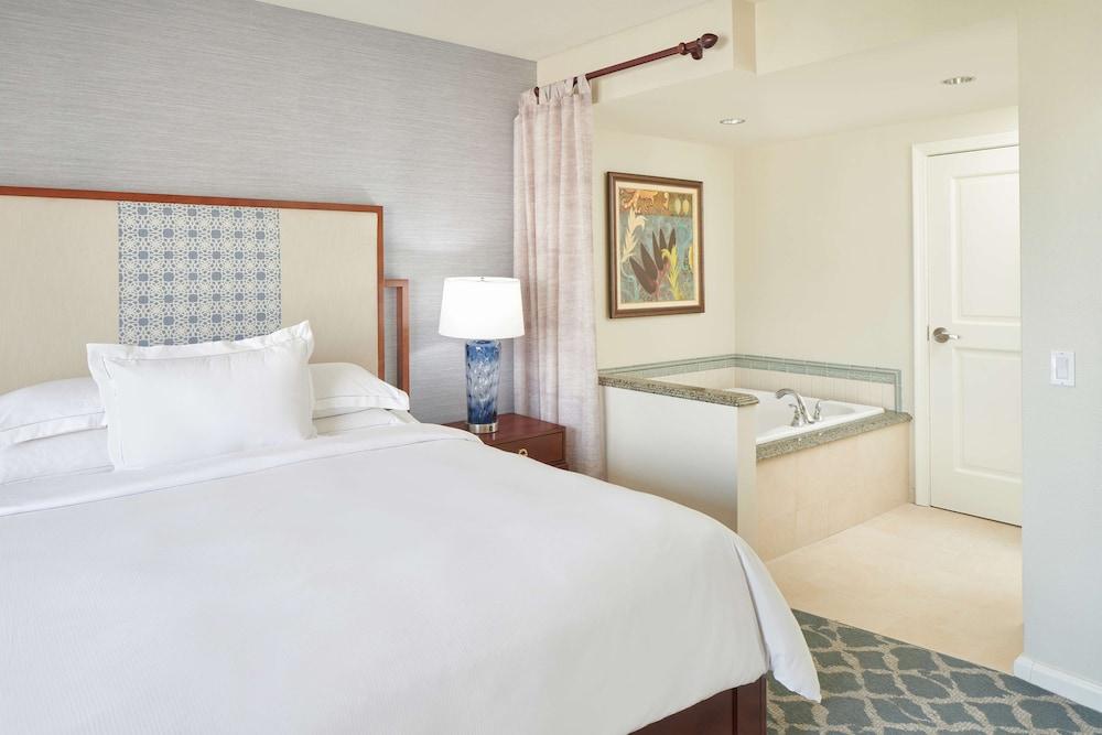 Hilton Grand Vacations Club Grand Waikikian Honolulu photo 11
