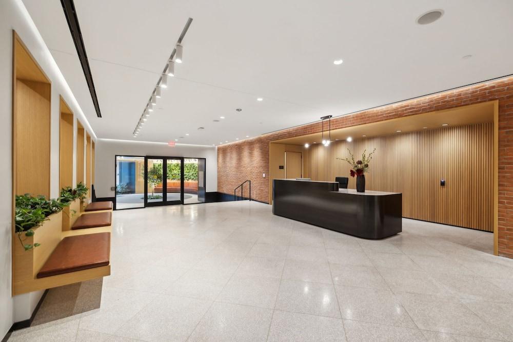 Placemakr Buzzard Point photo 48