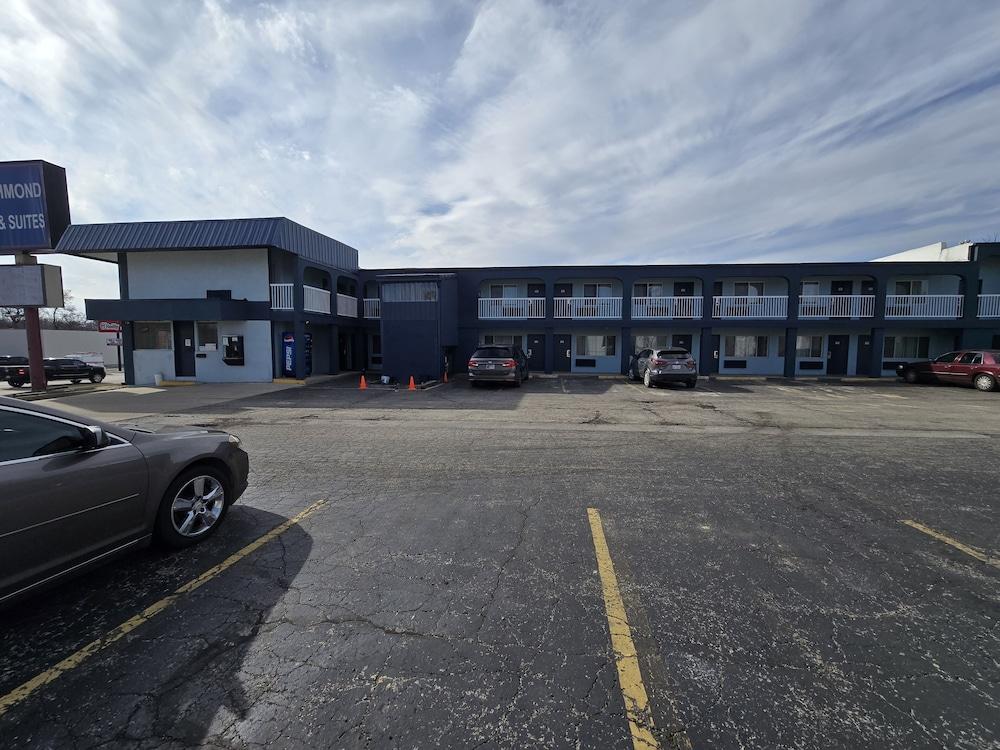 Richmond Inn & Suites photo 23