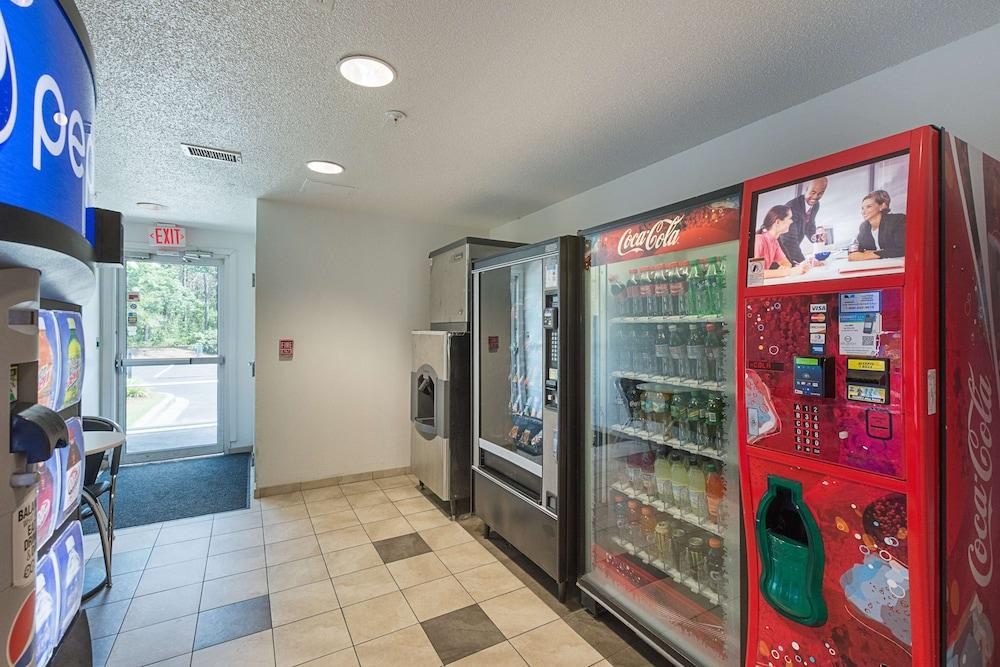 Motel 6 Columbia, SC - Fort Jackson Area photo 5