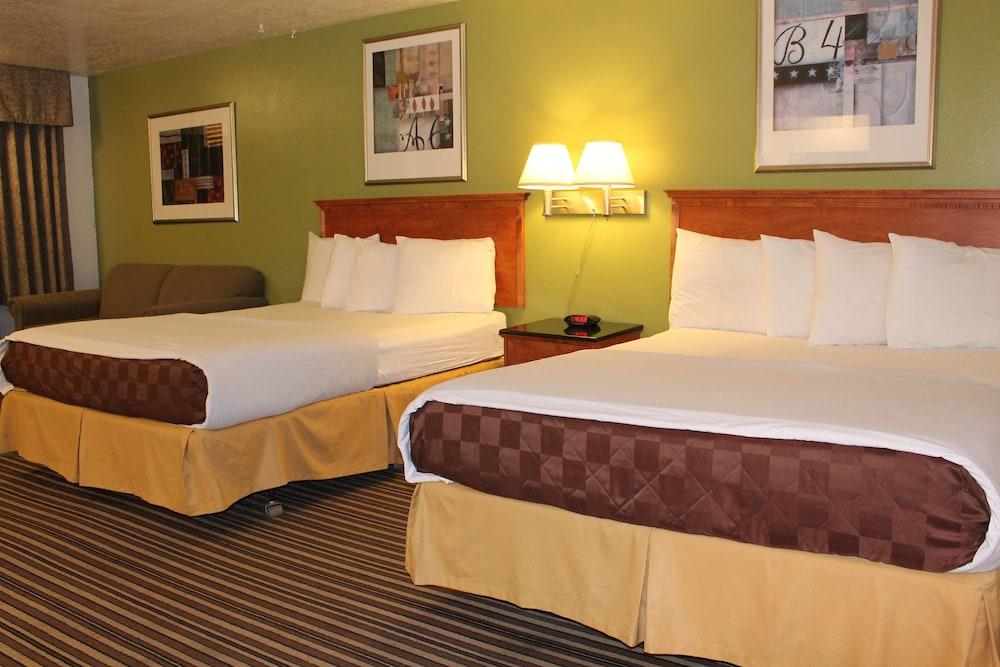 Americas Best Value Inn Boardman photo 9
