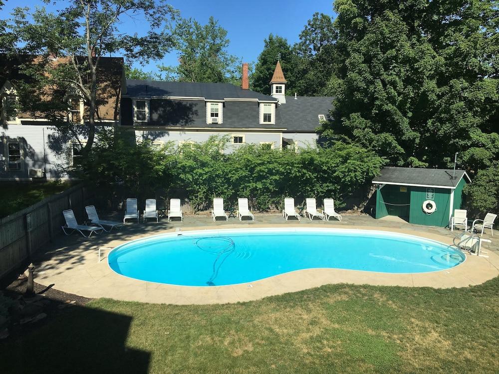 Cranmore Inn photo 61