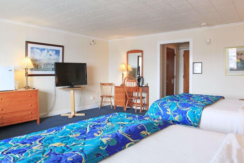 Fishermans Wharf Inn photo 76