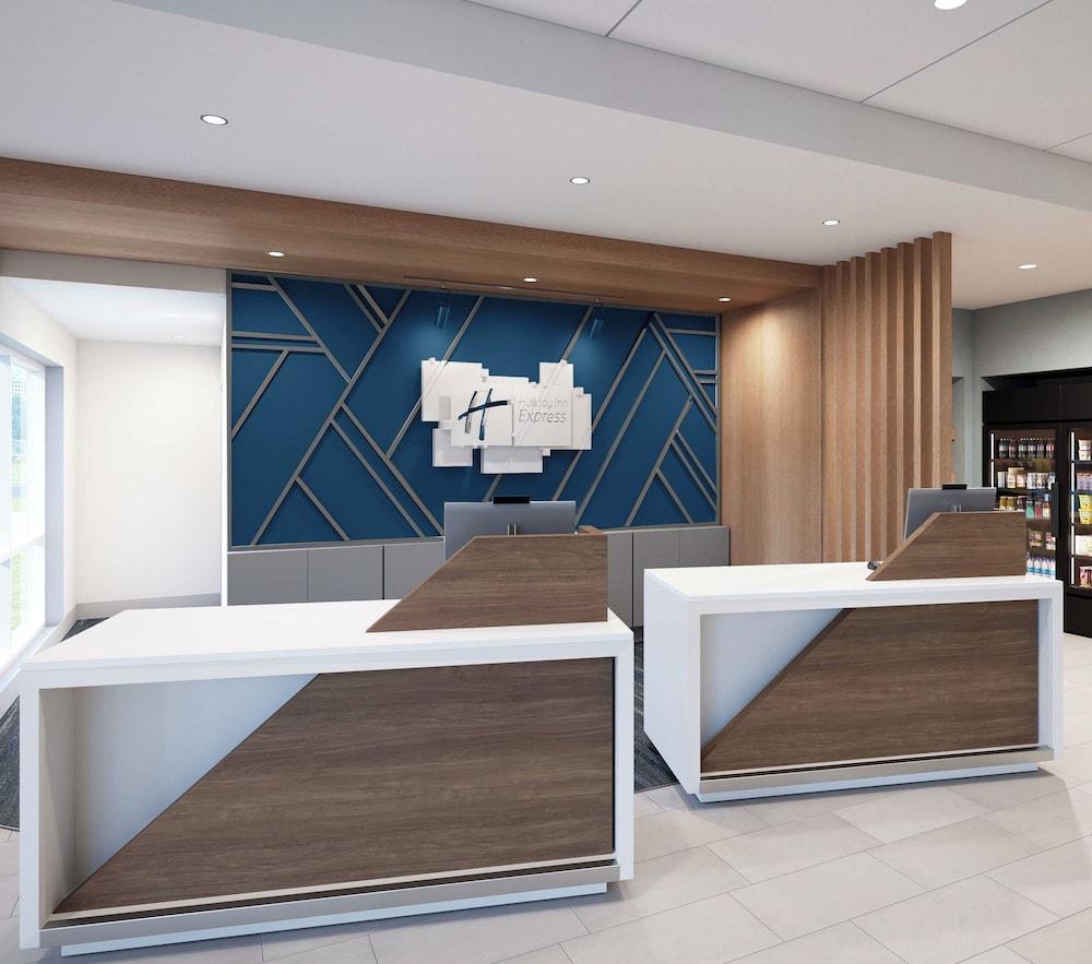Holiday Inn Express & Suites Phoenix Midtown by IHG photo 77