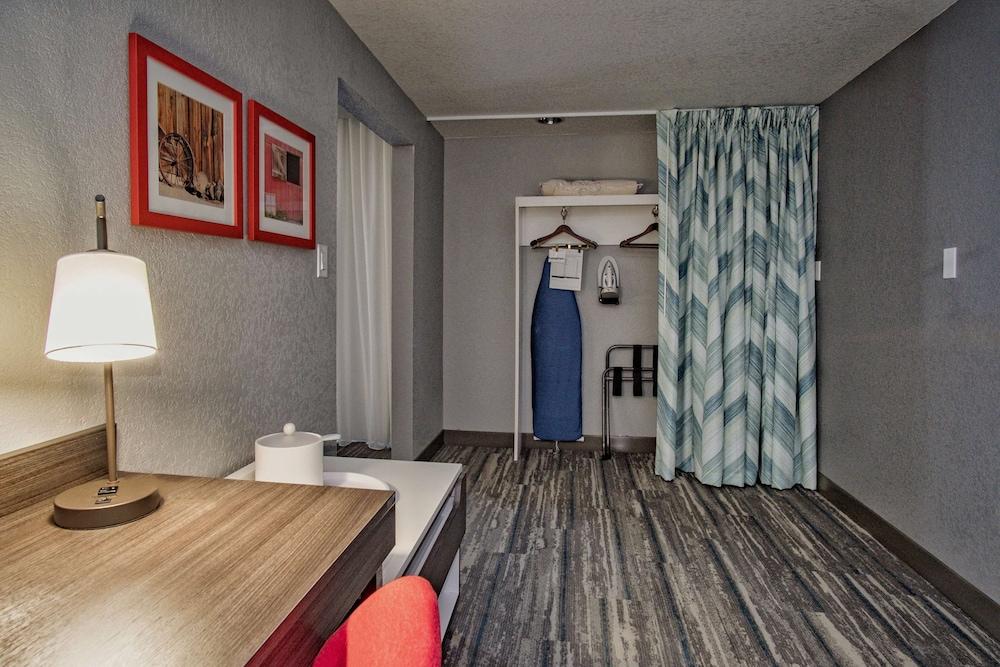 Hampton Inn Oklahoma City/Yukon photo 18