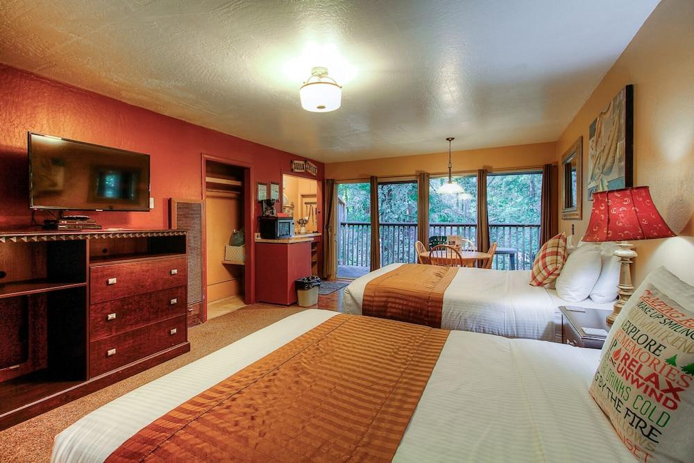 Redwoods River Resort photo 3