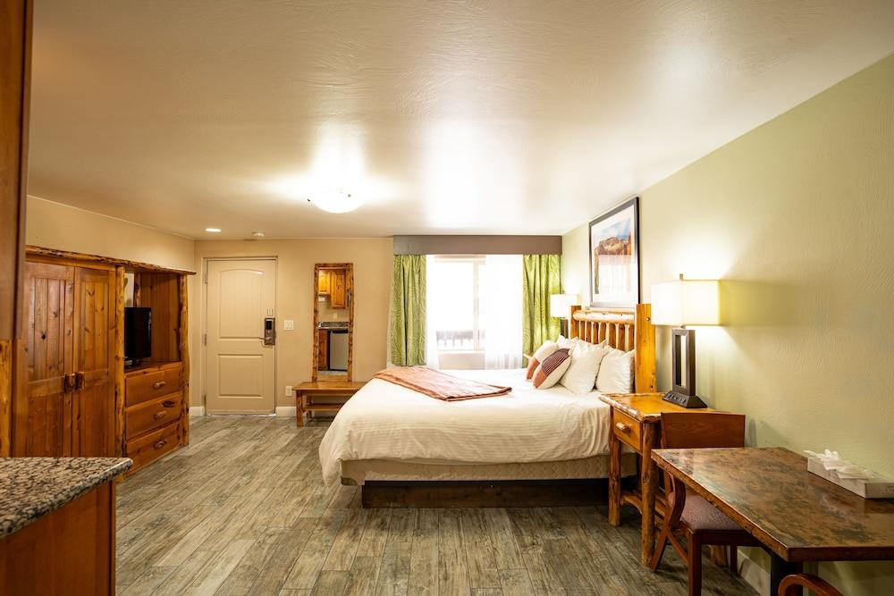 Petty Ranch Inn photo 30