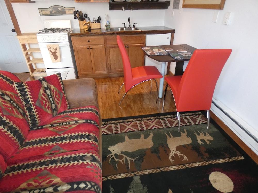 Yellowstone Motel - Adults Only photo 71