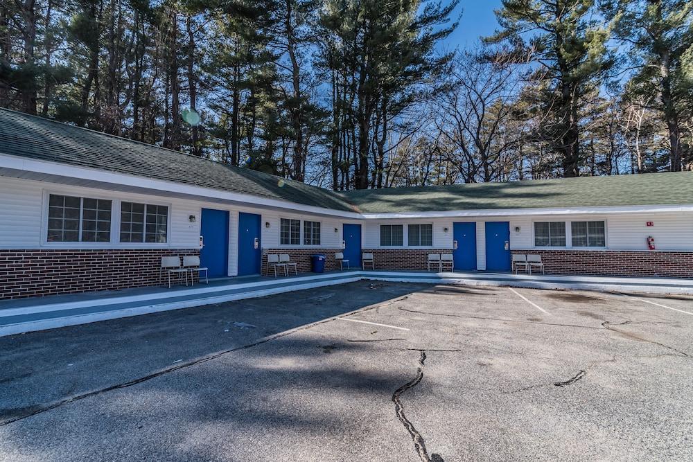 The Minuteman Inn photo 23