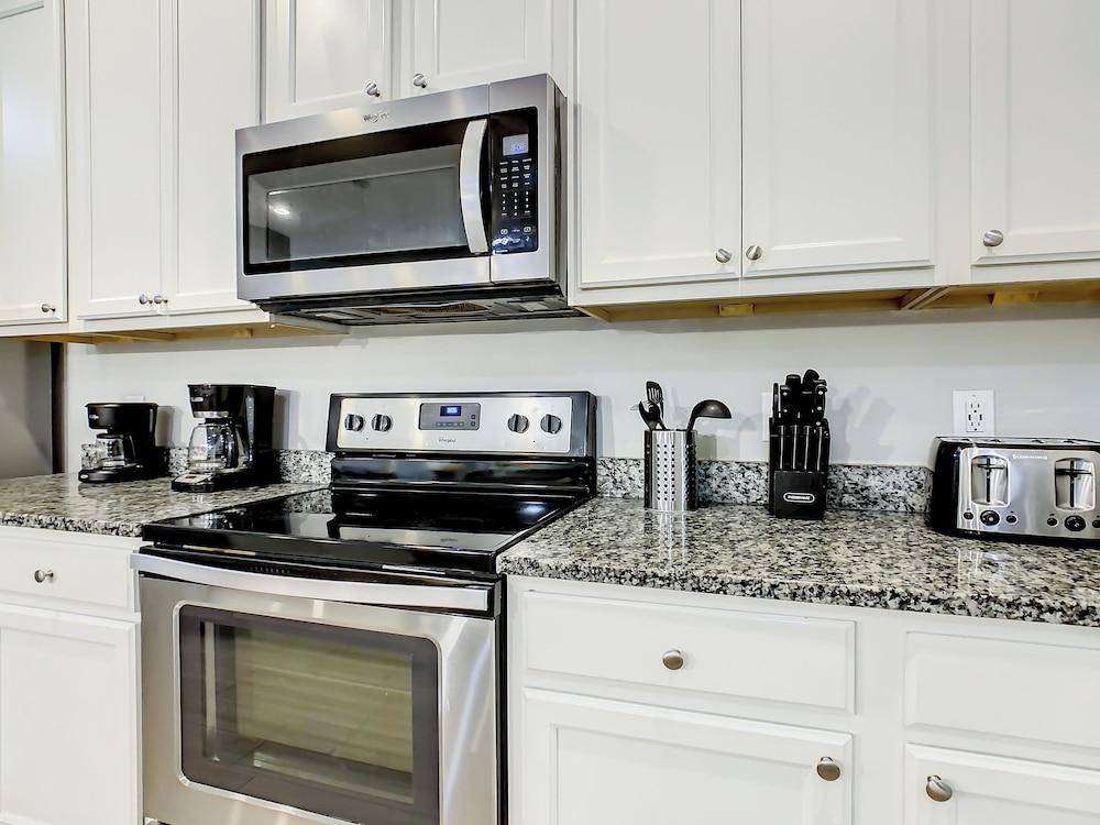 Oakwood Oasis photo 43