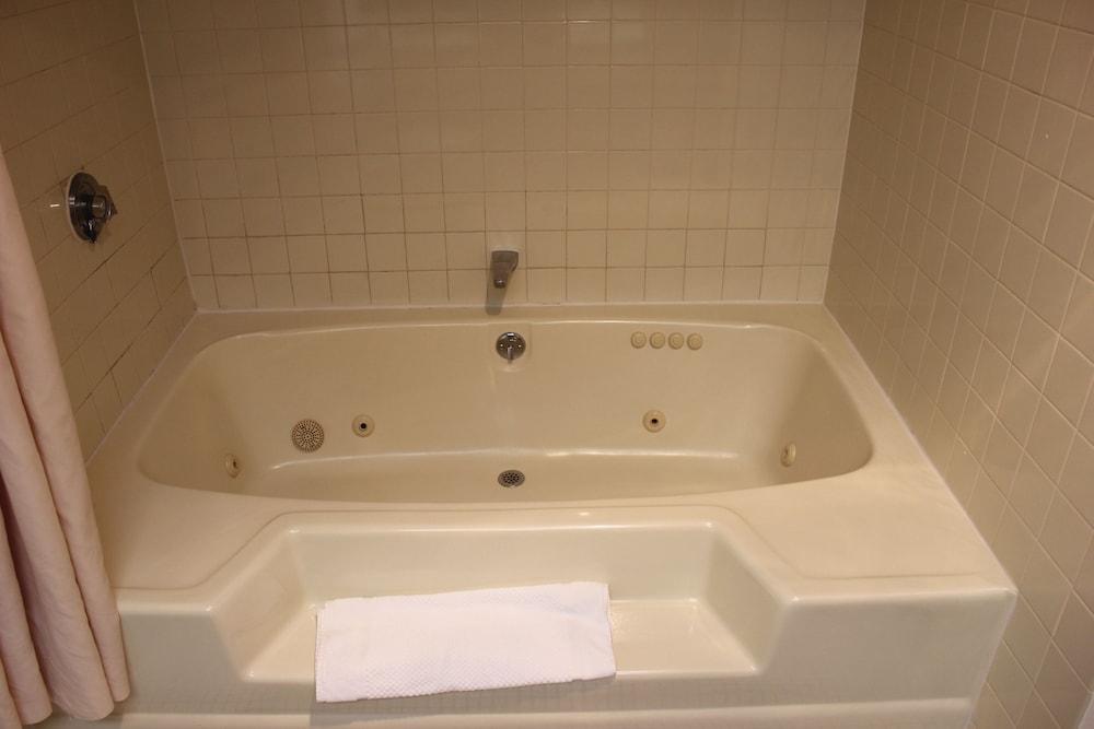 Best Western Caribou Inn photo 23