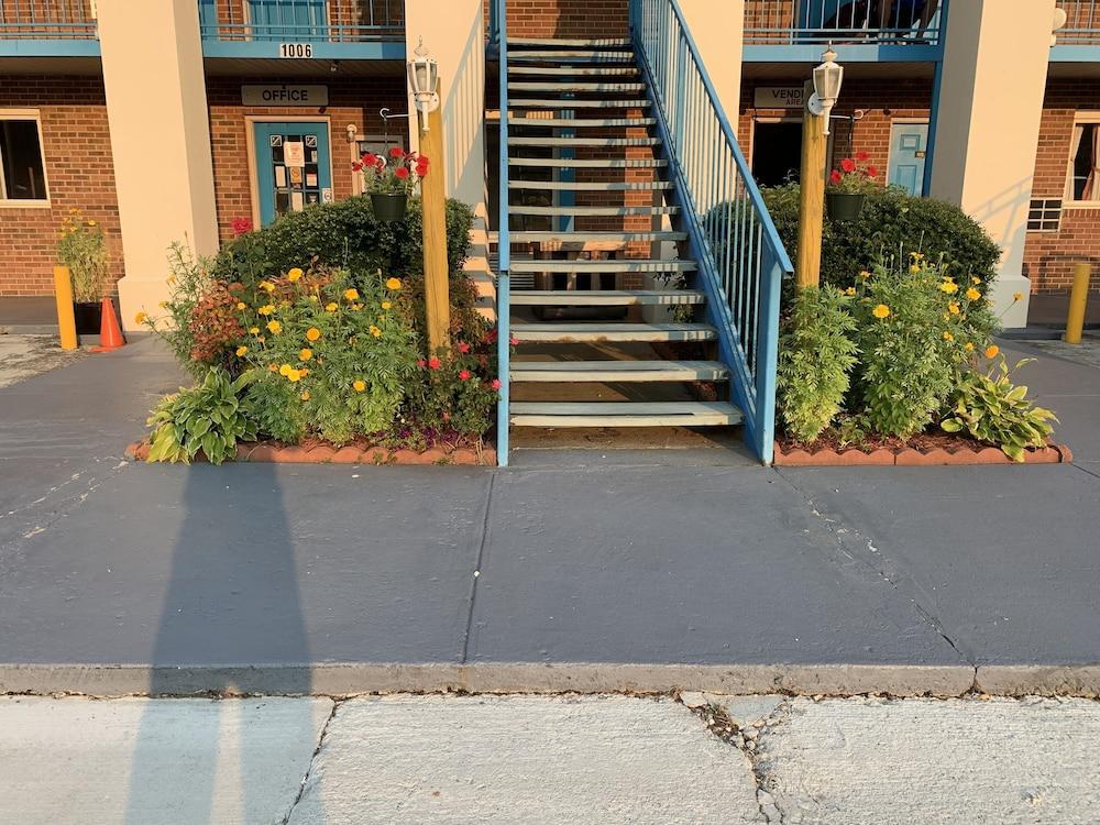 Americas Best Value Inn Roxboro photo 14