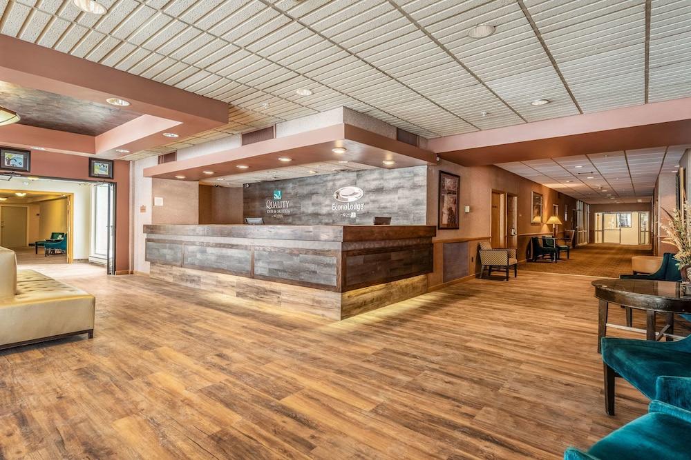 Quality Inn & Suites Brainerd photo 42