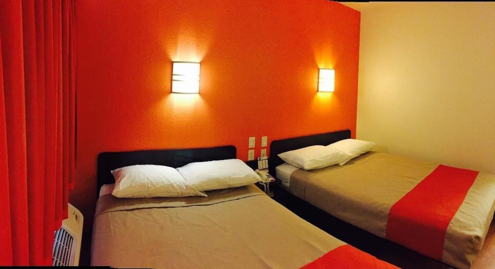 Motel 6 Amarillo, TX - West photo 23