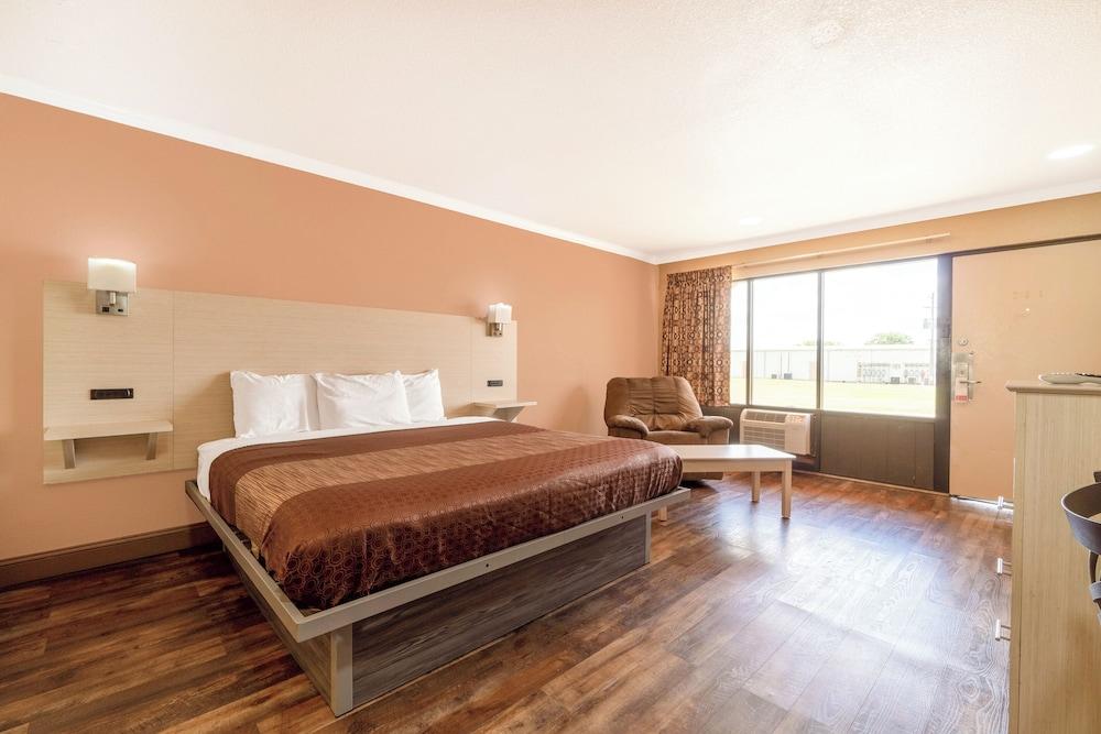 River Valley Motor Inn photo 10