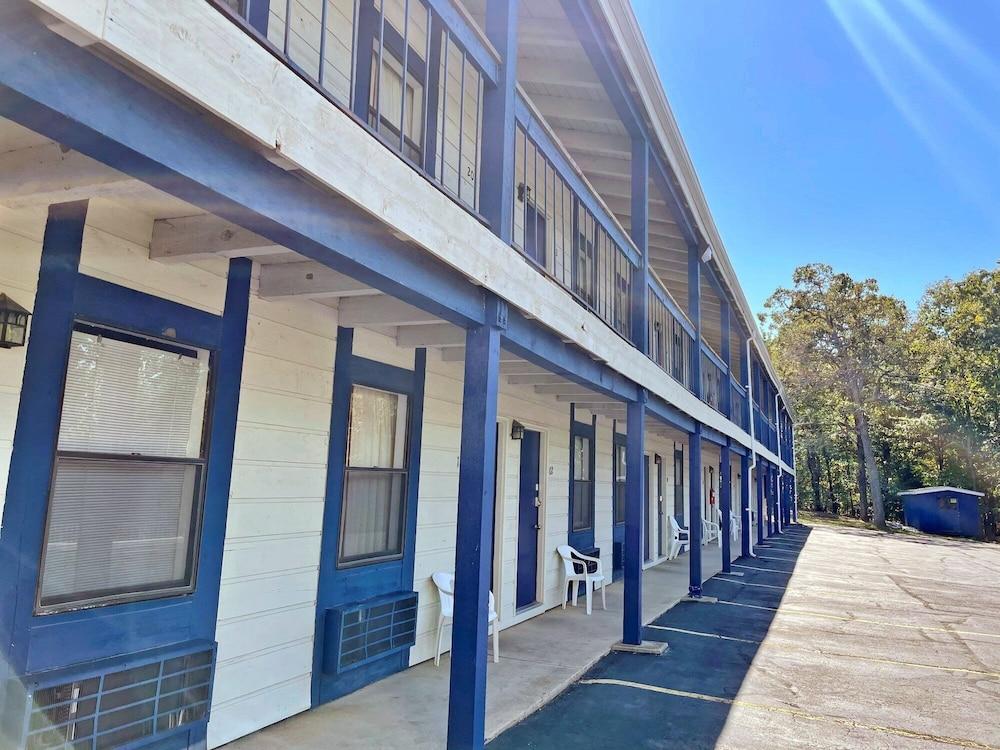 Scottish Inns Osage Beach photo 54
