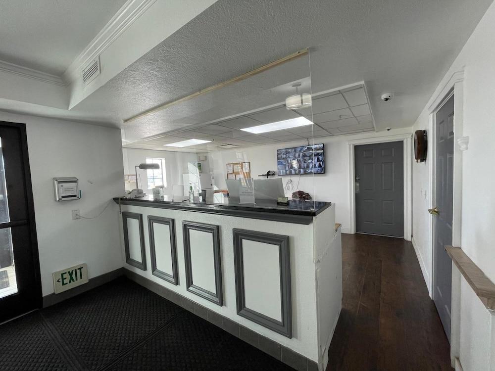 Quality Inn Carlin photo 3