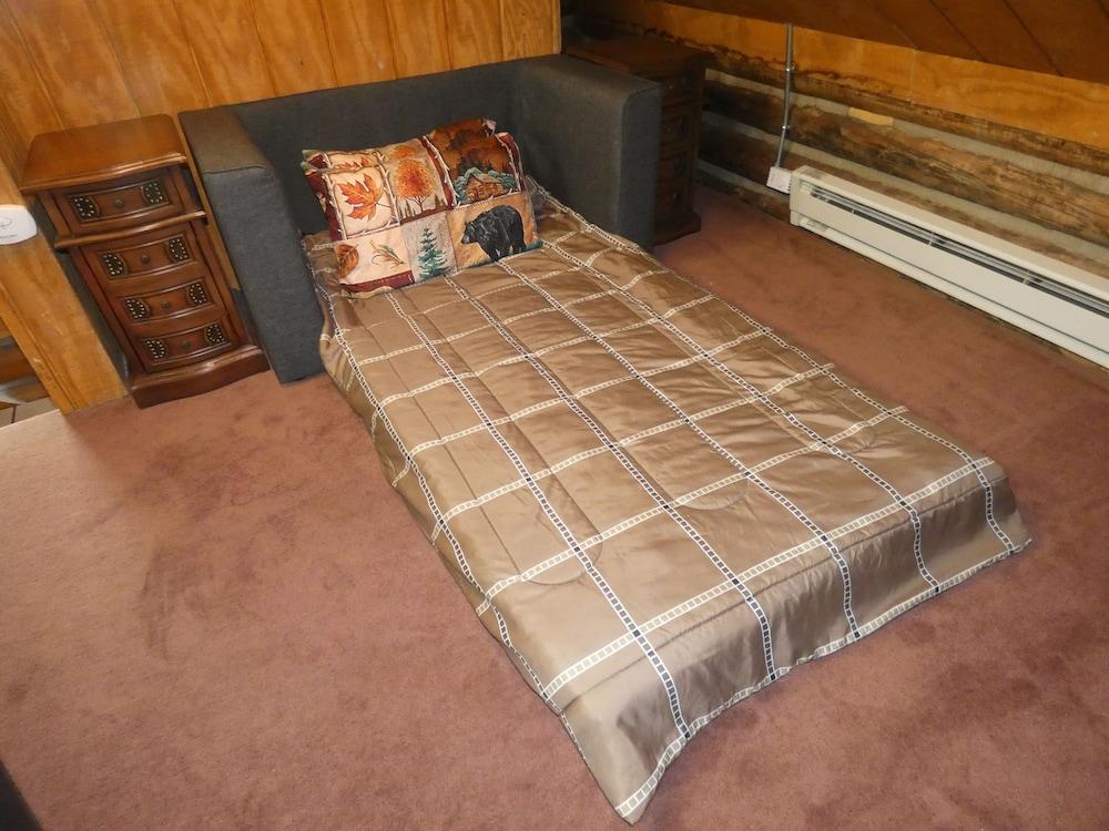 Yellowstone Motel - Adults Only photo 24