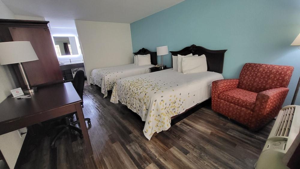 Greeneville Inn and Suites photo 7