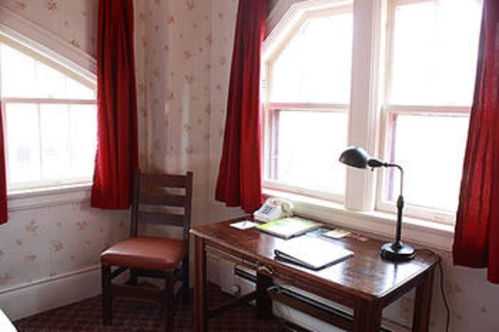 The Historic Redstone Inn photo 38