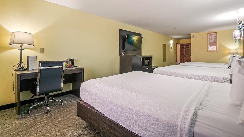 Wildwood Inn photo 10