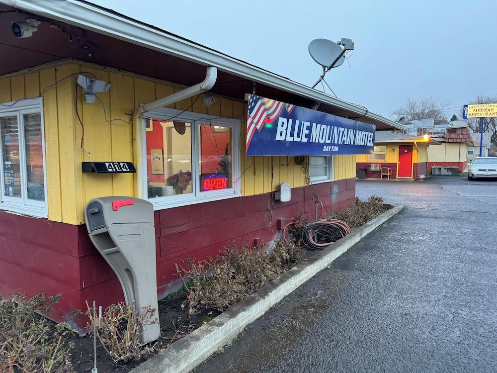 Blue Mountain Hotel photo 19