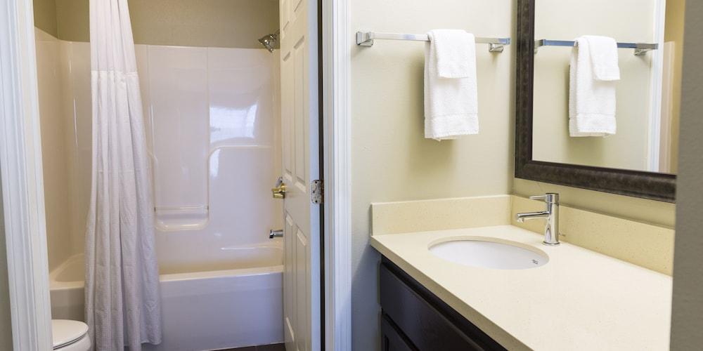 Staybridge Suites Fargo by IHG photo 22