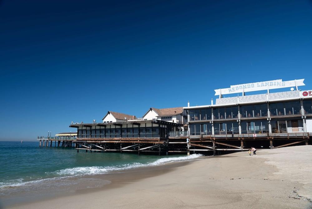 Ramada Limited Redondo Beach photo 33