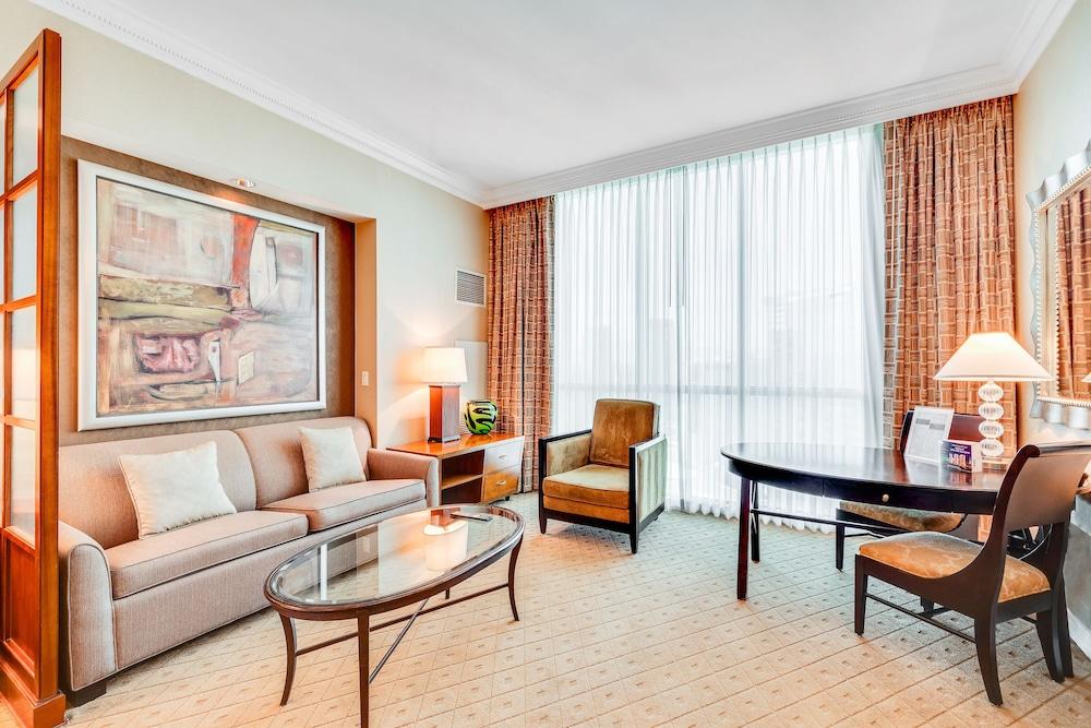 Jet Luxury Resorts @ The Signature Condo Hotel photo 30