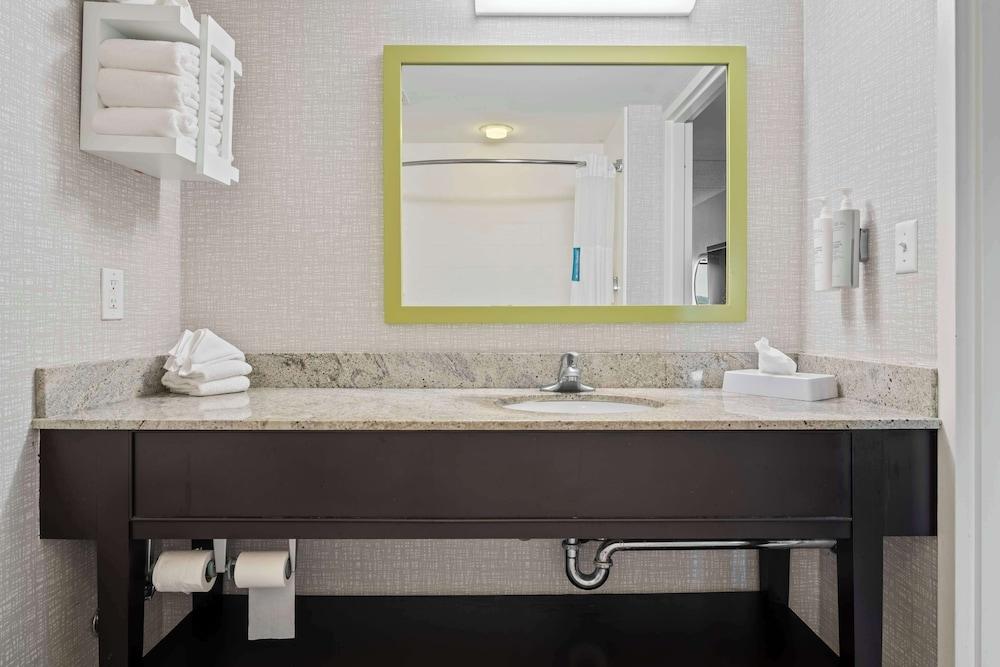 Hampton Inn Ridgefield Park photo 37