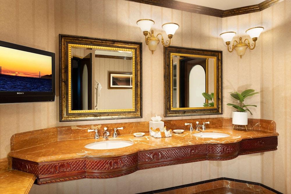 Peppermill Resort Spa Casino photo 15
