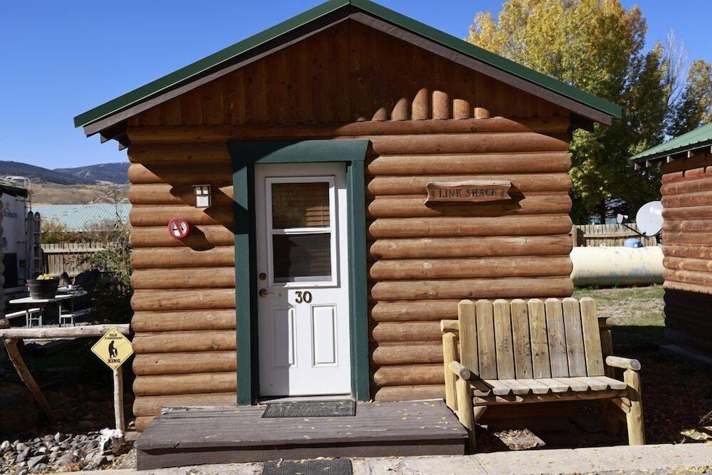 Twin Pines Lodge & Cabins photo 49