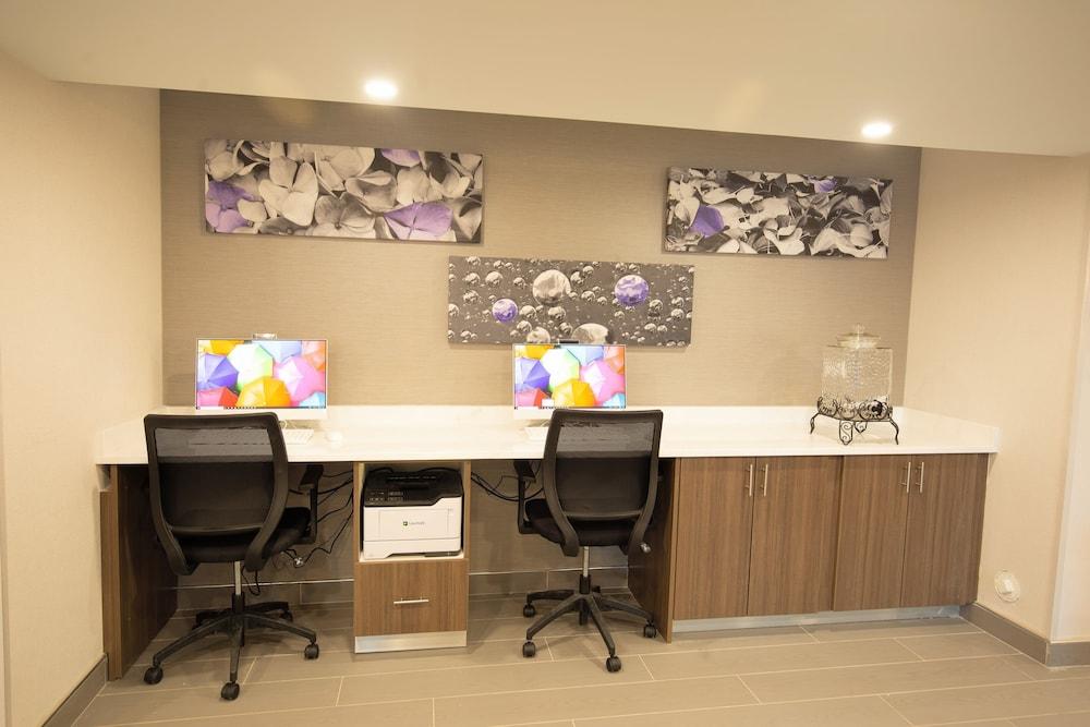 MainStay Suites Oak Brook Terrace-Chicago photo 10